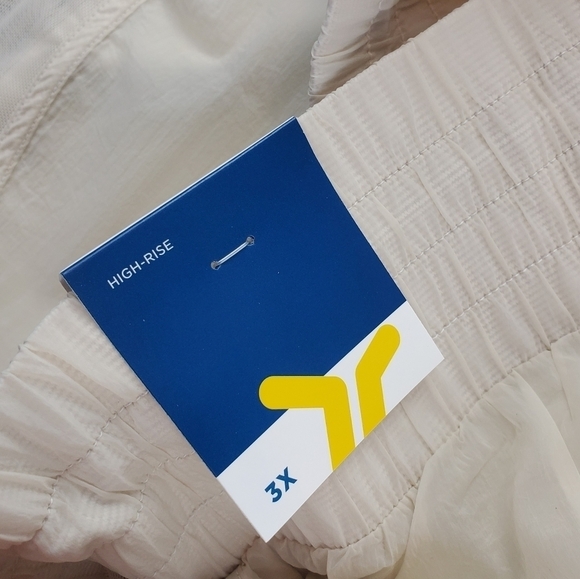 Old Navy High Waisted Wishbone Water Repellent 2 in 1 Run Shorts BNWT 3X - Picture 12 of 13